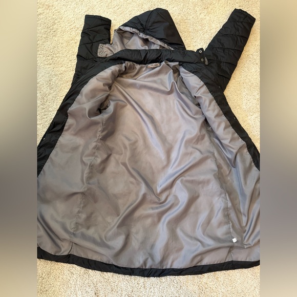 Women's Tek Gear SZ M Black Quilted Hooded (detachable) coat. Knee length. - Picture 2 of 11